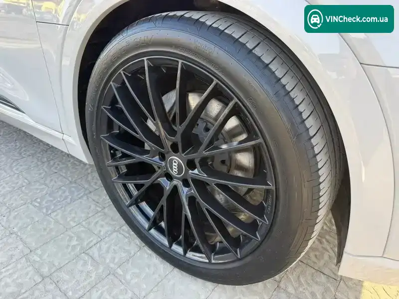 Audi e-tron 2019, фото з оголошення 1 з 21, VIN WAUZZZGE8LB008453