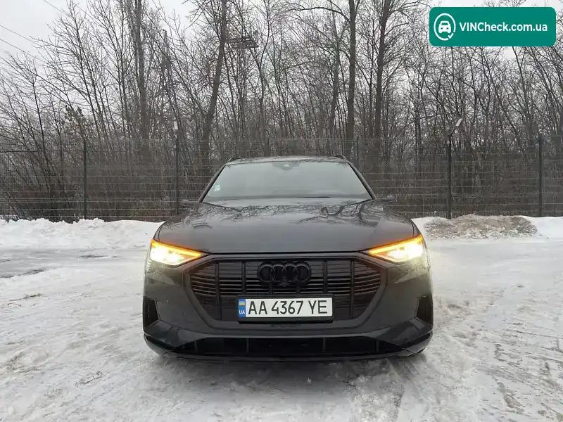 Audi e-tron 2022, фото з оголошення 1 з 21, VIN WAUZZZGE5NB043275