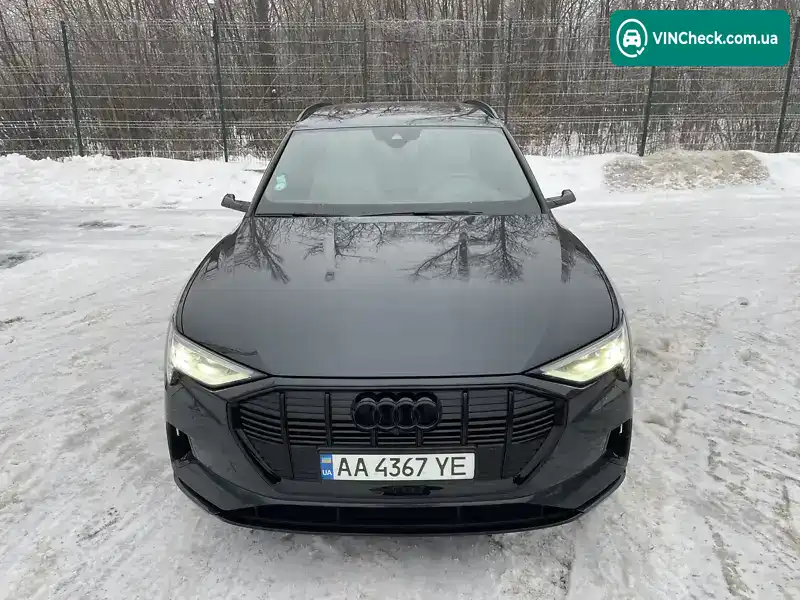 Audi e-tron 2022, фото з оголошення 2 з 21, VIN WAUZZZGE5NB043275