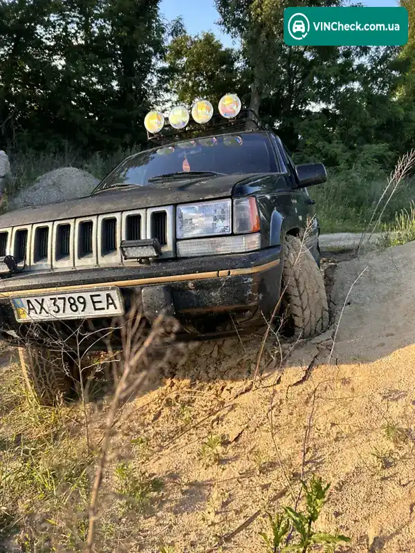Jeep Grand Cherokee 1993, фото з оголошення 2 з 20, VIN 1J4GZB8S4PC664648