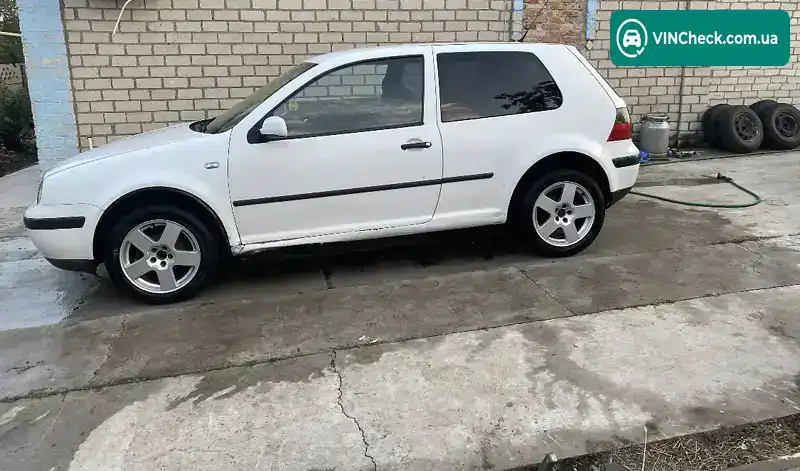 Volkswagen Golf 1998, фото з оголошення 2 з 10, VIN WVWZZZ1JZXW349482
