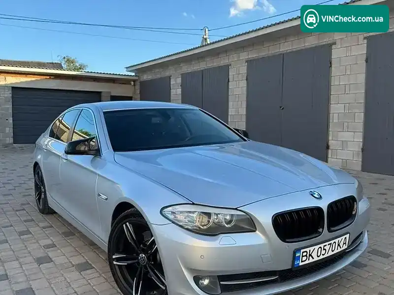 BMW 5 Series 2013, фото з оголошення 1 з 8, VIN WBAFW11070D270944