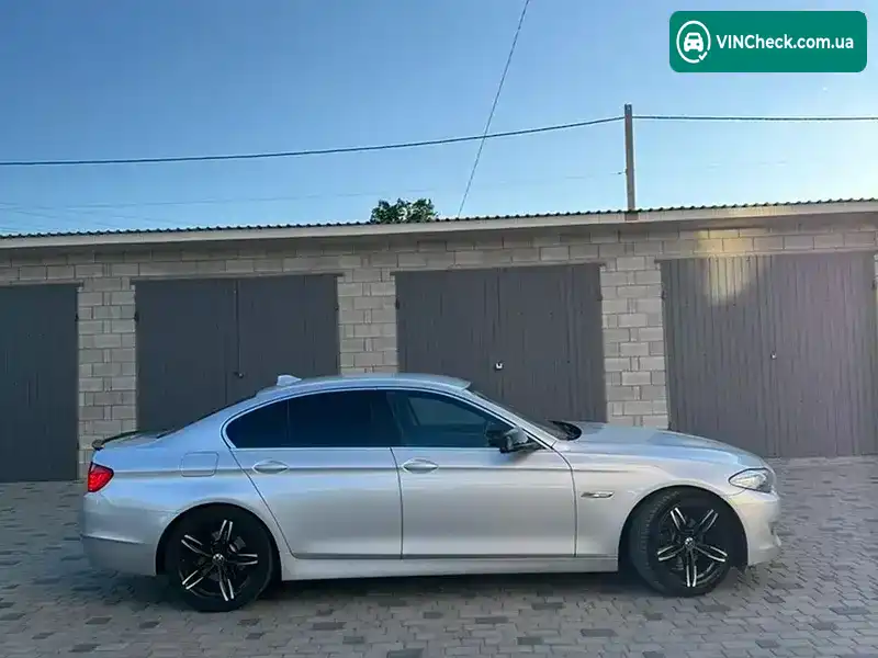 BMW 5 Series 2013, фото з оголошення 2 з 8, VIN WBAFW11070D270944
