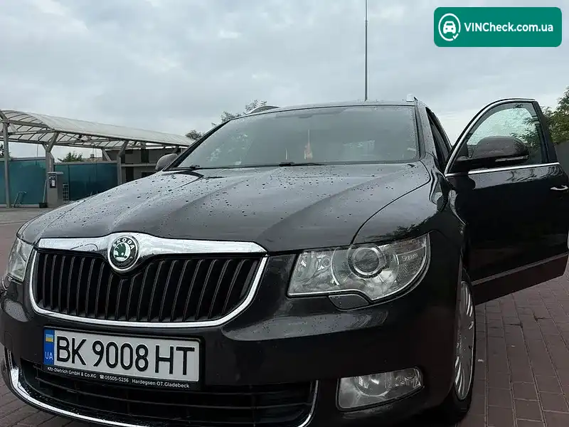 Skoda Superb 2011, фото з оголошення 2 з 8, VIN TMBJF63T9B9064273