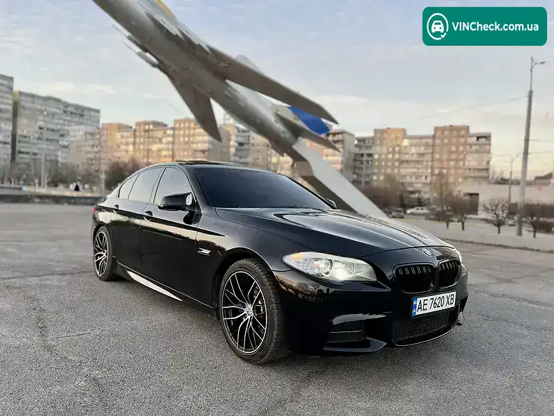 BMW 5 Series 2011, фото з оголошення 2 з 14, VIN WBAFR1C57BC749728