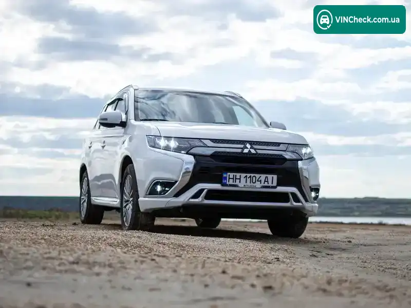 Mitsubishi Outlander 2019, фото з оголошення 1 з 21, VIN JA4J24A54KZ610458