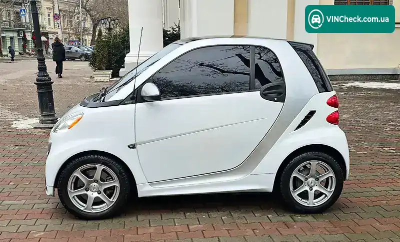 Smart Fortwo 2013, фото з оголошення 2 з 21, VIN WMEEJ9AA3DK673603