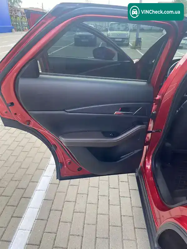 Mazda CX-30 2020, фото з оголошення 1 з 21, VIN 3MVDMBDL1MM212672