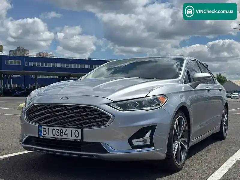 Ford Fusion 2019, фото з оголошення 2 з 20, VIN 3FA6P0K92LR118367