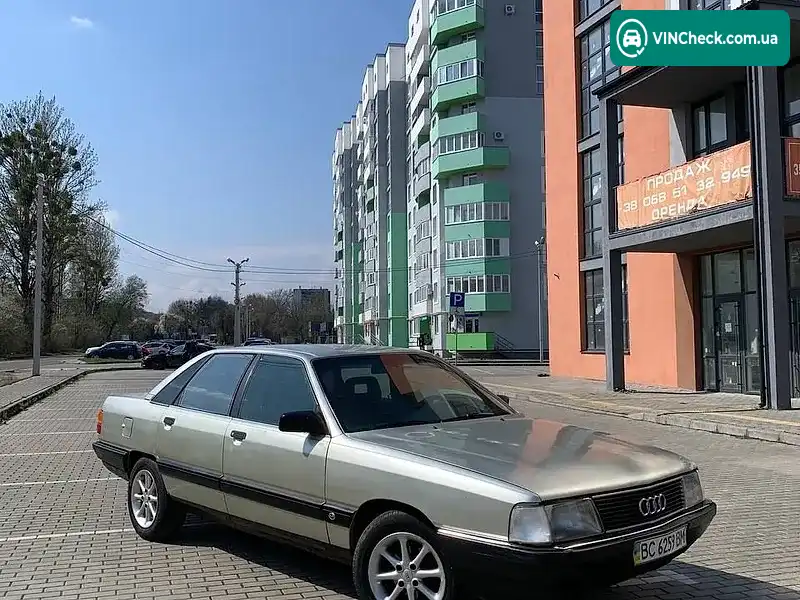 Audi 100 1988, фото з оголошення 1 з 11, VIN WAUZZZ44ZJN038373