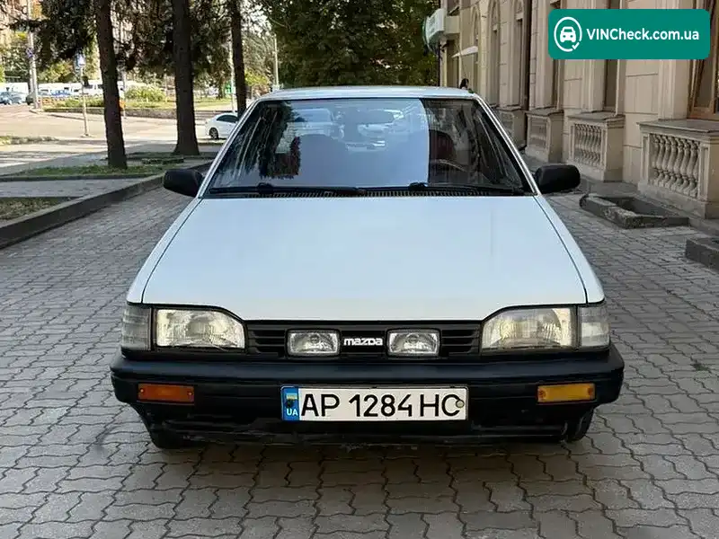 Mazda 323 1987, фото з оголошення 2 з 9, VIN JMZBF125200302902