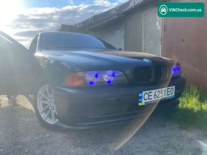 BMW 5 Series 1999, фото з оголошення 2 з 21, VIN WBADF71090BS63662