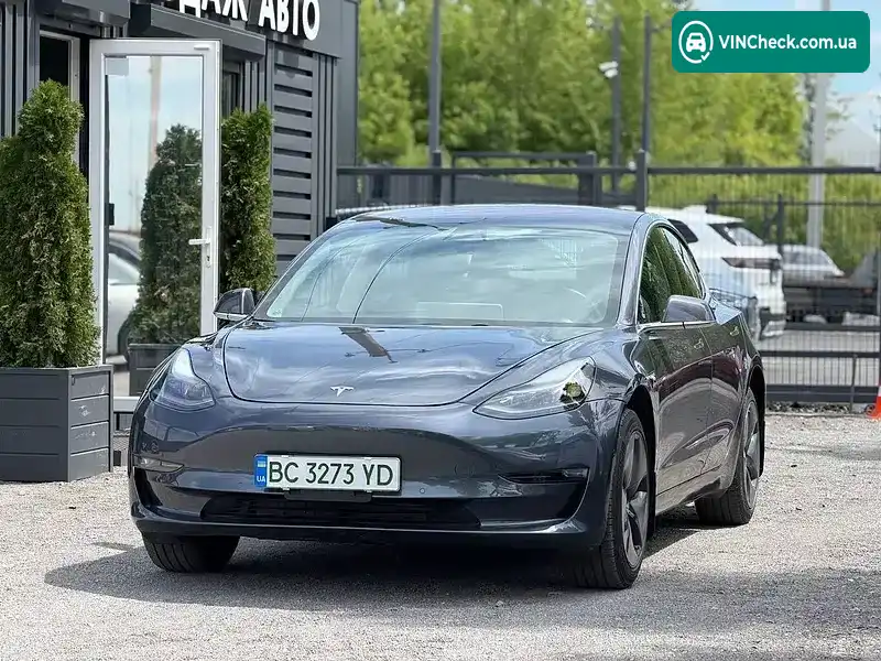 Tesla Model 3 2018, фото з оголошення 2 з 20, VIN 5YJ3E1EA3JF158938