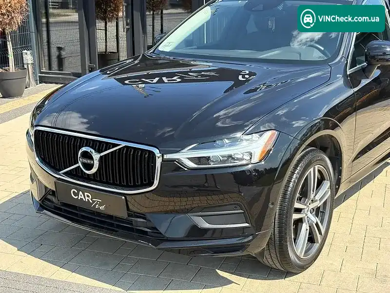 Volvo XC60 2019, фото з оголошення 2 з 20, VIN YV4A22RK2K1360377