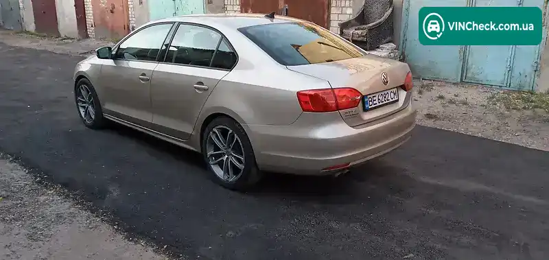 Volkswagen Jetta 2014, фото з оголошення 2 з 9, VIN 3VWD17AJ7EM277809