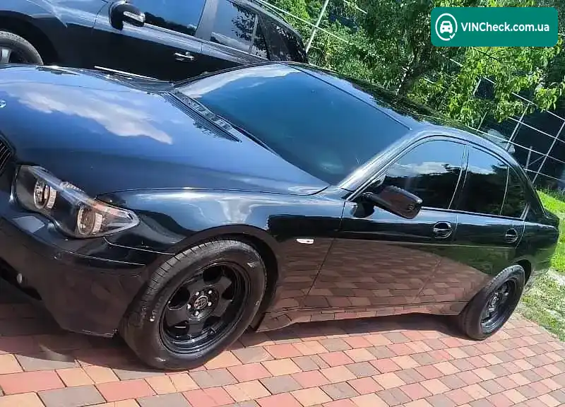 BMW 7 Series 2004, фото з оголошення 2 з 8, VIN WBAGM21020DR57930
