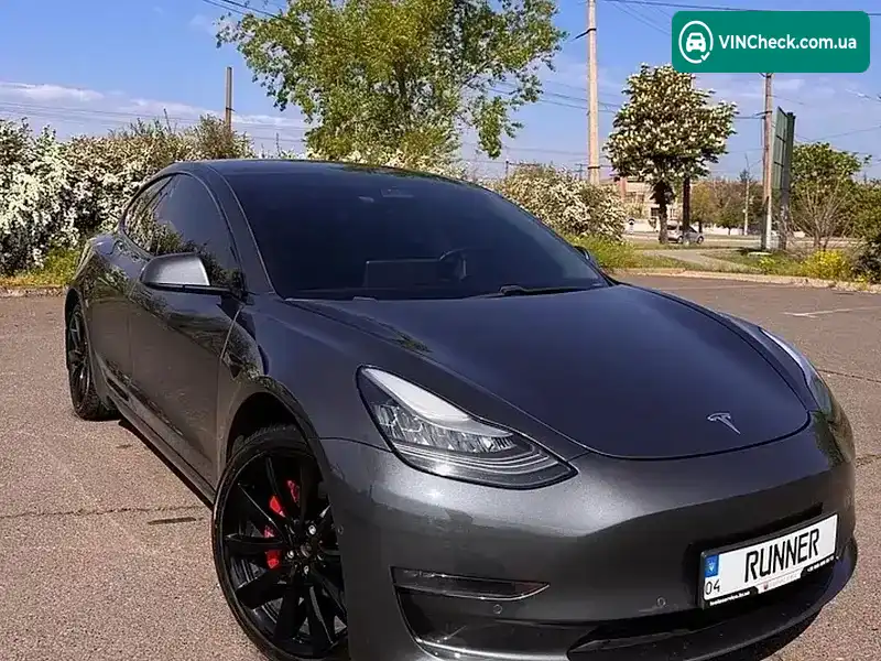 Tesla Model 3 2019, фото з оголошення 1 з 18, VIN 5YJ3E1EB0LF620268