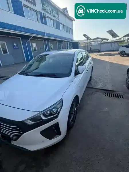Hyundai Ioniq 2018, фото з оголошення 1 з 10, VIN KMHC751DGHU072978