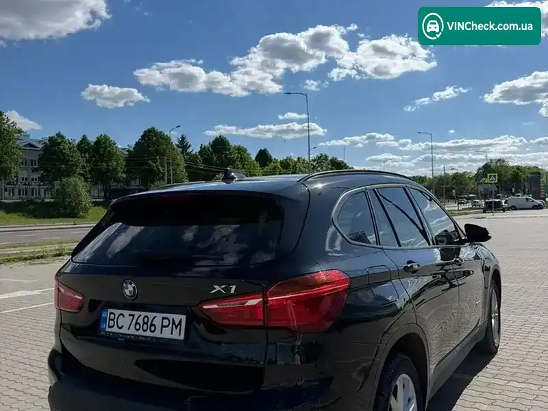 BMW X1 2018, фото з оголошення 2 з 20, VIN WBAHT710005K67821