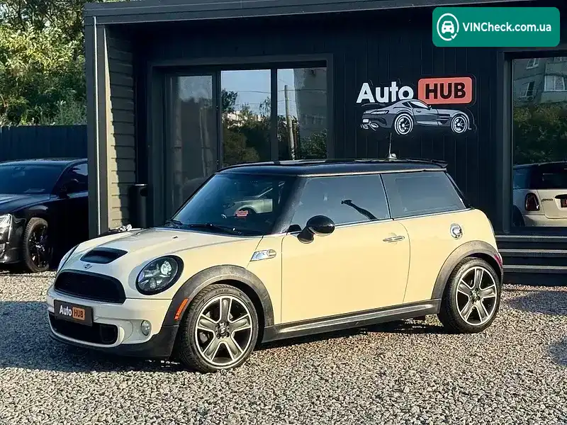 MINI Hatch 2012, фото з оголошення 2 з 20, VIN WMWSV3C5XCTY28592