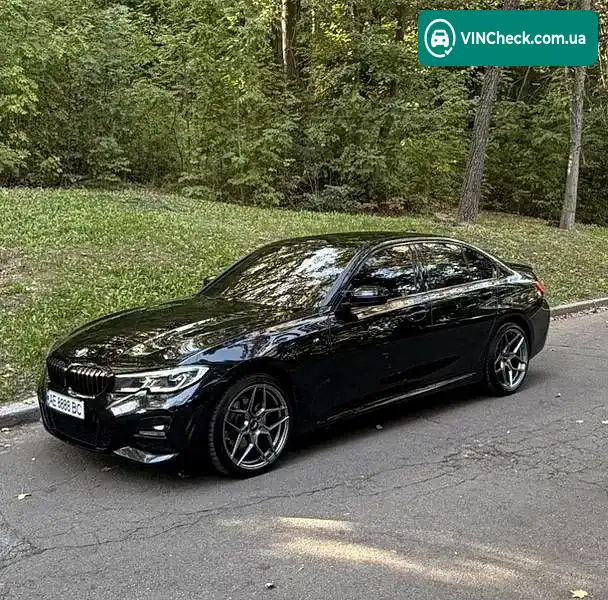 BMW 3 Series 2022, фото з оголошення 2 з 14, VIN WBA5V780408C46166