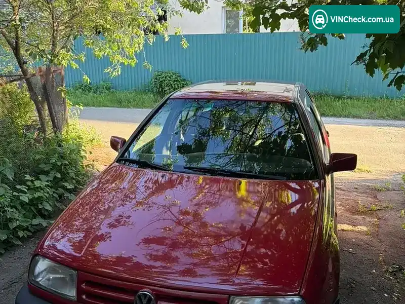 Volkswagen Vento 1994, фото з оголошення 1 з 21, VIN WVWZZZ1HZRW695951
