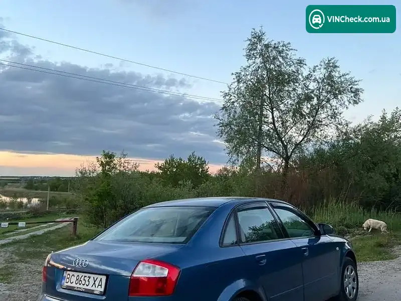 Audi A4 2001, фото з оголошення 2 з 10, VIN WAUZZZ8EZ1A072773