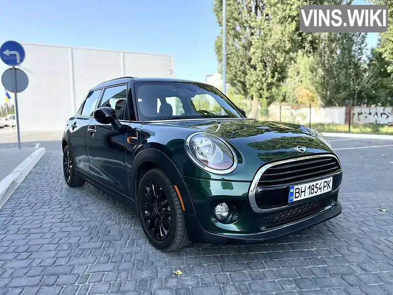 MINI Hatch 2017, фото з оголошення 2 з 17, VIN WMWXU1C58J2F80183