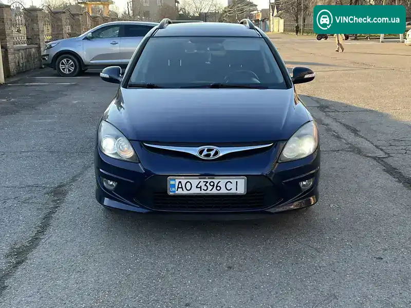 Hyundai i30 2010, фото з оголошення 2 з 14, VIN TMADC81CABJ060757