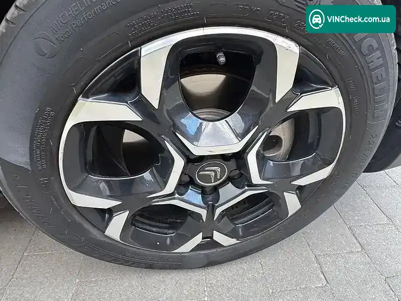 Citroen C5 Aircross 2022, фото з оголошення, VIN VR7A4DGZSNL037835