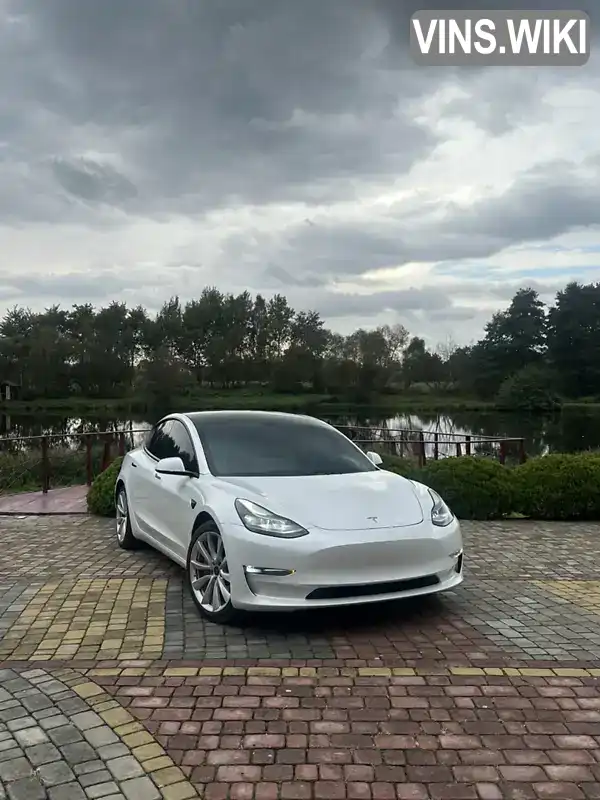 Tesla Model 3 2021, фото з оголошення 1 з 14, VIN 5YJ3E1EB7MF093184