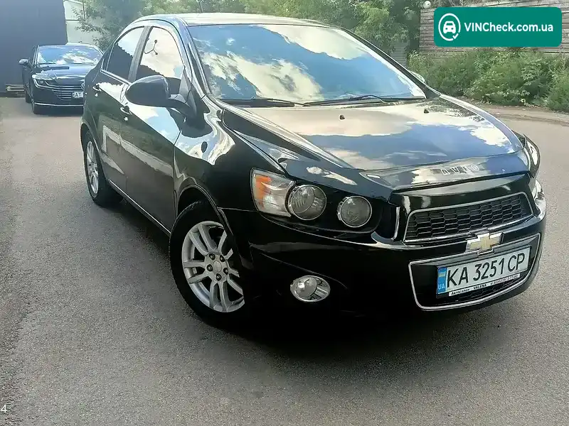 Chevrolet Sonic 2012, фото з оголошення 1 з 10, VIN 1G1JC5SG8D4155289