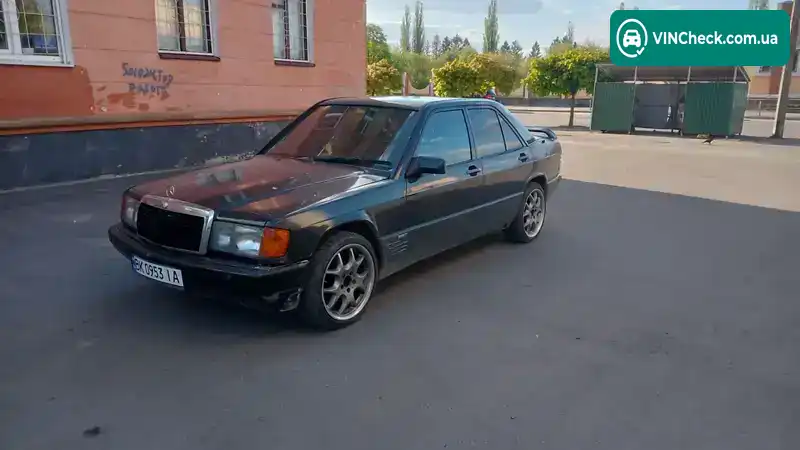 Mercedes-Benz 190 1984, фото з оголошення 1 з 7, VIN WDB2010241F051185