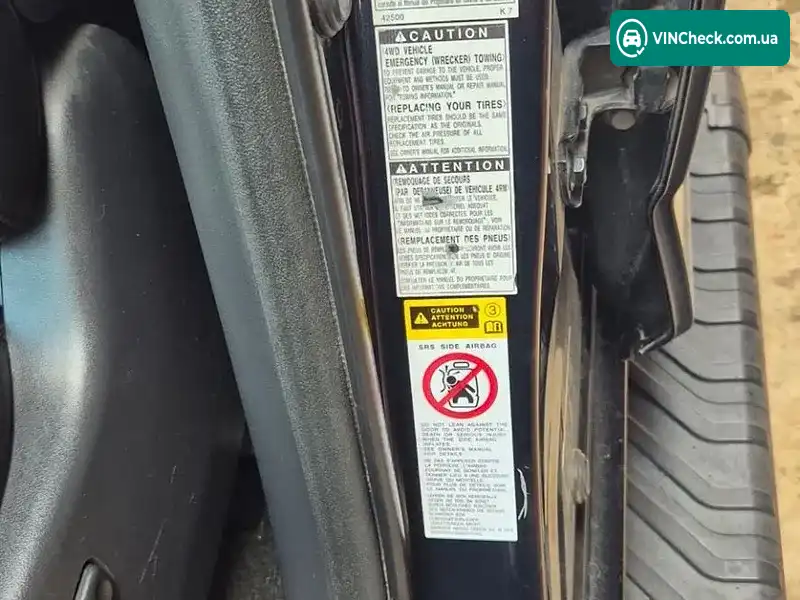 Toyota RAV4 2010, фото з оголошення 2 з 20, VIN JTMBE31V20D012682