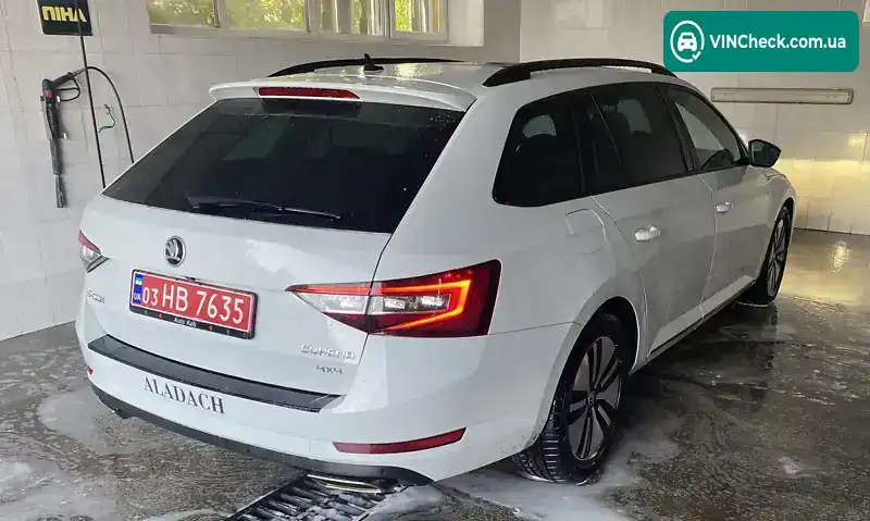 Skoda Superb 2019, фото з оголошення 2 з 20, VIN TMBLP7NPXK7048025