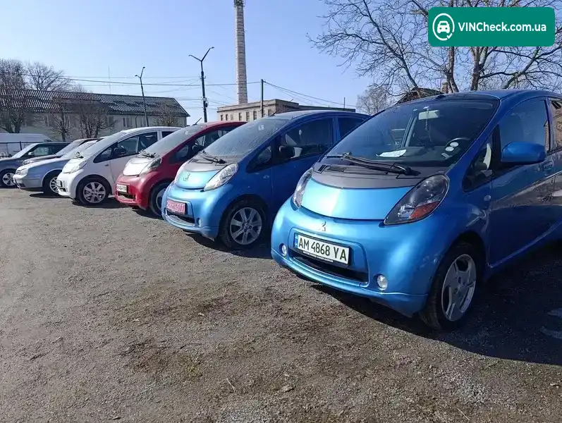 Mitsubishi i-MiEV 2010, фото з оголошення 2 з 18, VIN JMBLDHA3WBU000924