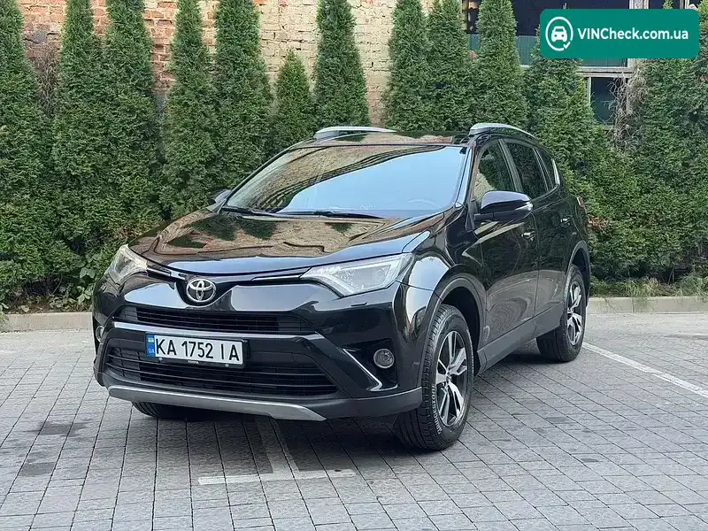 Toyota RAV4 2017, фото з оголошення 1 з 20, VIN JTMRBREV70D088712