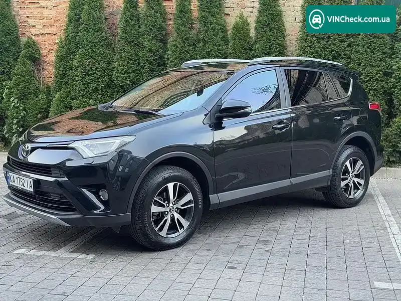 Toyota RAV4 2017, фото з оголошення 2 з 20, VIN JTMRBREV70D088712