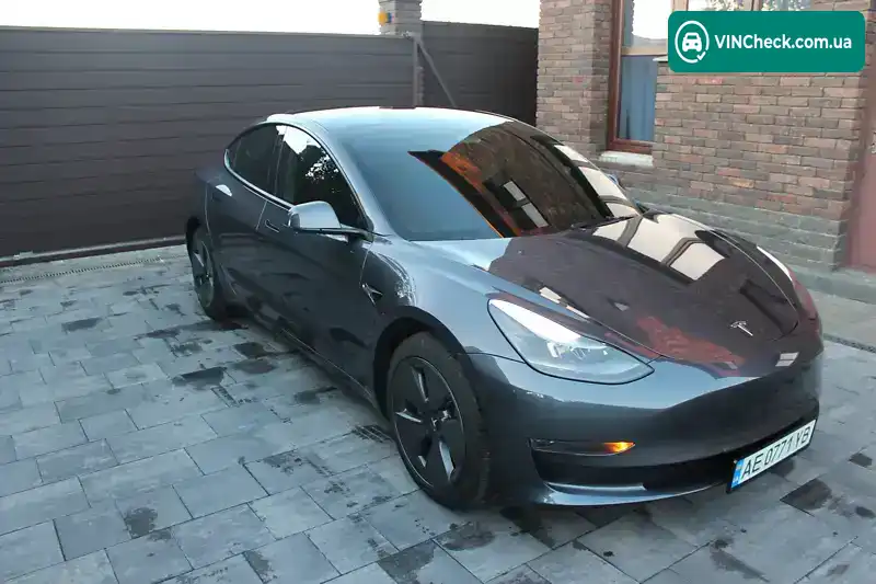 Tesla Model 3 2023, фото з оголошення 1 з 21, VIN 5YJ3E1EA7PF674048