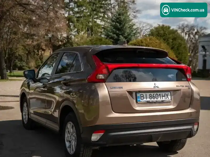 Mitsubishi Eclipse Cross 2018, фото з оголошення 2 з 12, VIN JA4AT3AA9KZ022477