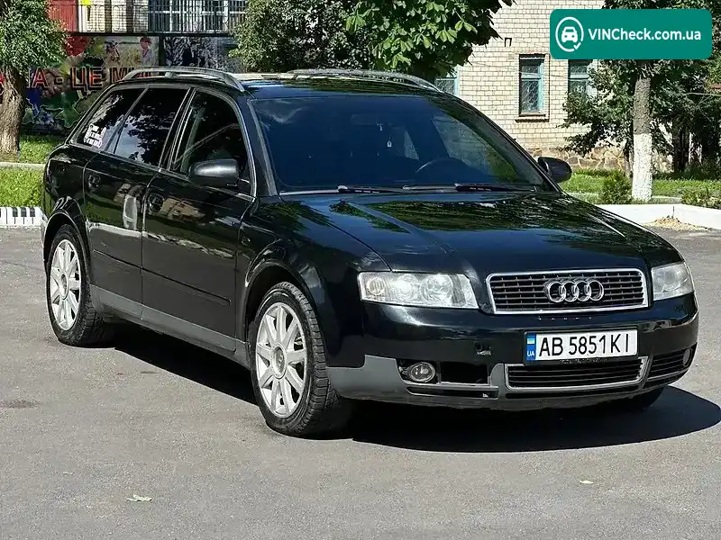 Audi A4 2002, фото з оголошення 2 з 14, VIN WAUZZZ8E43A136564