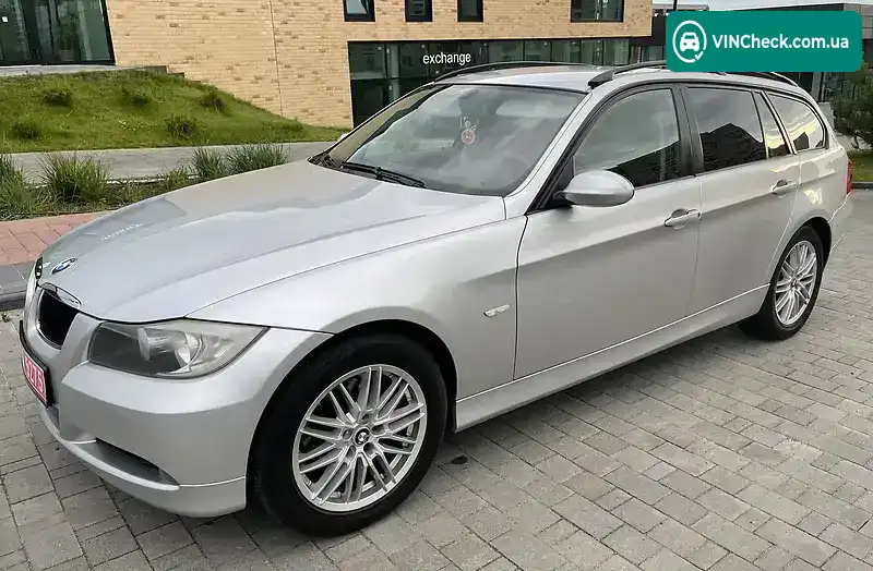 BMW 3 Series 2006, фото з оголошення 2 з 20, VIN WBAVR51010KW71590