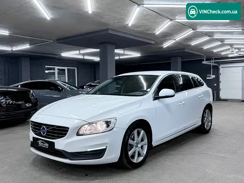 Volvo V60 2016, фото з оголошення 1 з 13, VIN YV1FW79C0G1317944