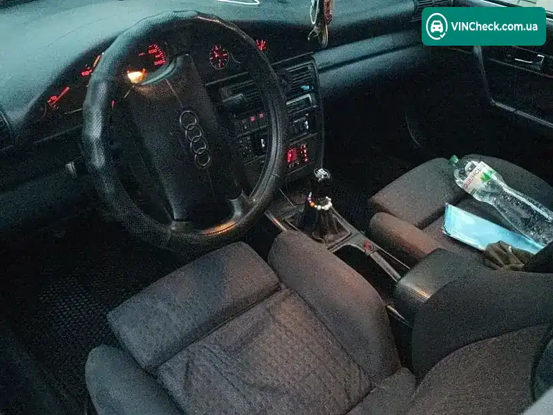 Audi A6 1995, фото з оголошення 2 з 6, VIN WAUZZZ44ZGN044481