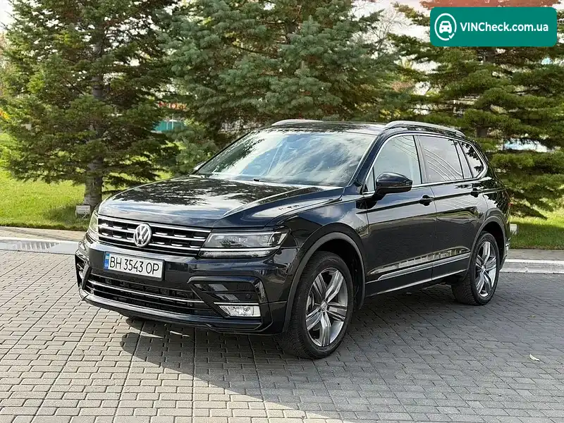 Volkswagen Tiguan 2019, фото з оголошення 2 з 20, VIN 3VV2B7AX7LM007585