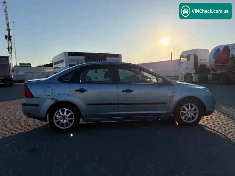 Ford Focus 2005, фото з оголошення 2 з 14, VIN WF04XXWPD45M49138
