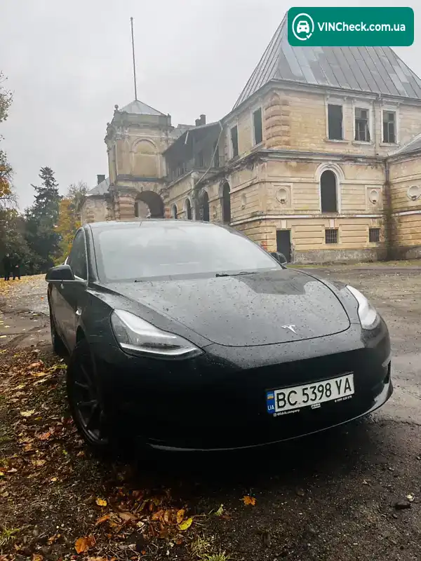 Tesla Model 3 2019, фото з оголошення 1 з 9, VIN 5YJ3E1EBXKF497058