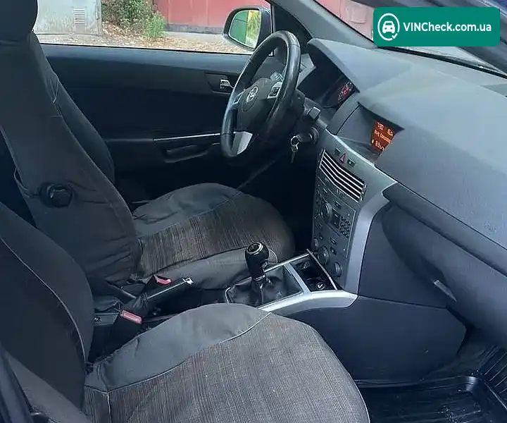 Opel Astra 2013, фото з оголошення 2 з 19, VIN W0L0AHL35D2059031
