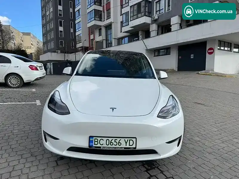 Tesla Model Y 2024, фото з оголошення 1 з 20, VIN 7SAYGDEEXRA288960
