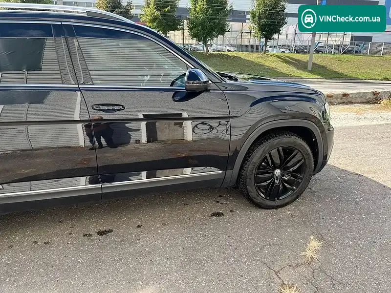 Volkswagen Atlas 2017, фото з оголошення 2 з 15, VIN 1V2NR2CAXJC546962